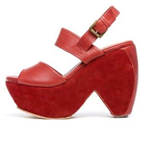 Anthro Gee WaWa Flora Red Platforms 10